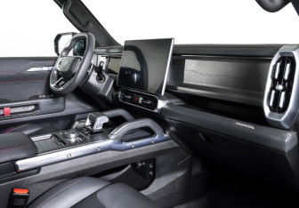 Подержанный автомобиль Jetour T2 2024 года (11 фото)