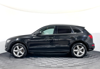 Подержанный автомобиль Audi Q5 2015 года (8 фото)