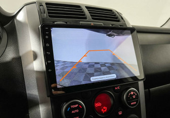 Подержанный автомобиль Suzuki Grand Vitara 2013 года (8 фото)