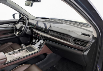 Подержанный автомобиль Exeed VX 2022 года (11 фото)