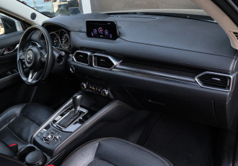 Подержанный автомобиль Mazda CX-5 2018 года (7 фото)