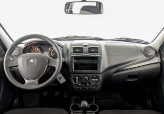 Подержанный автомобиль LADA (ВАЗ) Granta Sedan 2025 года (14 фото)