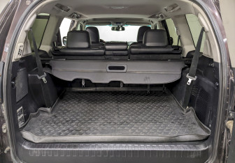 Подержанный автомобиль Lexus GX 2011 года (10 фото)