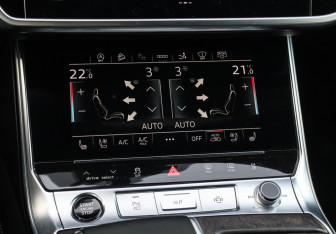 Подержанный автомобиль Audi A7 2020 года (26 фото)