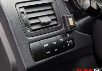 Подержанный автомобиль Hyundai Tucson 2006 года (17 фото)