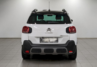 Подержанный автомобиль Citroen C3 Aircross 2018 года (6 фото)