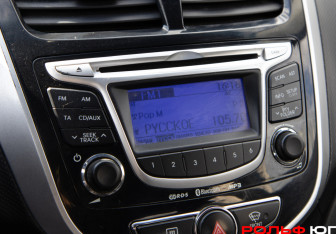 Подержанный автомобиль Hyundai Solaris Sedan 2012 года (13 фото)
