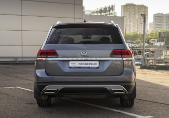Подержанный автомобиль Volkswagen Teramont 2019 года (6 фото)