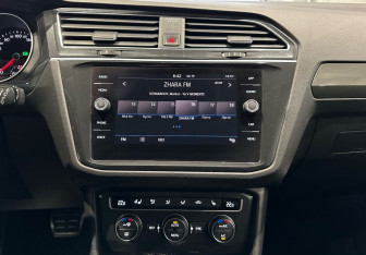 Подержанный автомобиль Volkswagen Tiguan 2018 года (16 фото)