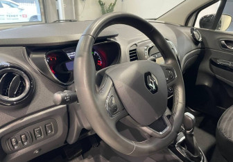 Подержанный автомобиль Renault Kaptur 2018 года (13 фото)