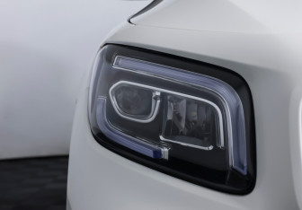 Подержанный автомобиль Mercedes-Benz GLB 2021 года (21 фото)