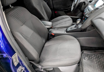 Подержанный автомобиль Ford Focus Hatchback 2017 года (22 фото)