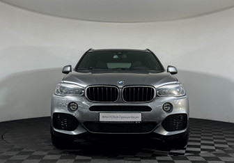 Подержанный автомобиль BMW X5 2018 года (3 фото)