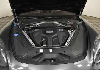 Подержанный автомобиль Porsche Panamera Wagon 2017 года (18 фото)