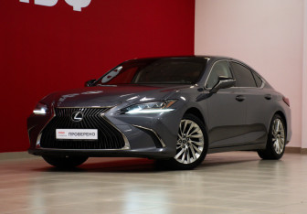 Подержанный автомобиль Lexus ES 2019 года (33 фото)