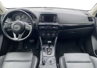 Подержанный автомобиль Mazda CX-5 2014 года (11 фото)