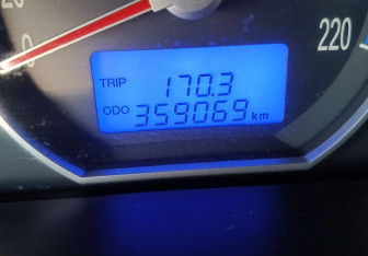 Подержанный автомобиль Hyundai Santa Fe 2008 года (25 фото)