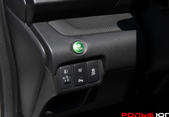Подержанный автомобиль Honda CR-V 2013 года (18 фото)