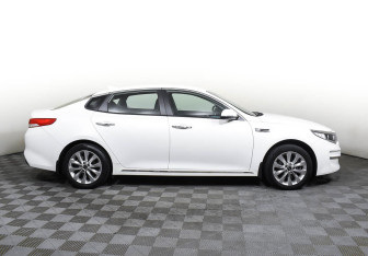 Подержанный автомобиль Kia Optima Sedan 2017 года (4 фото)