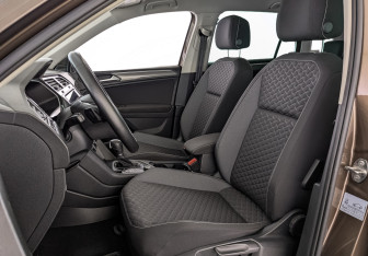 Подержанный автомобиль Volkswagen Tiguan 2018 года (20 фото)