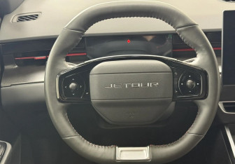 Подержанный автомобиль Jetour Dashing 2024 года (13 фото)
