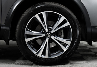 Подержанный автомобиль Nissan Qashqai 2021 года (6 фото)