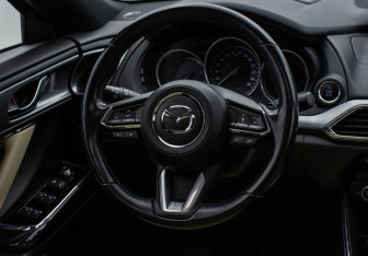 Подержанный автомобиль Mazda CX-9 2021 года (15 фото)