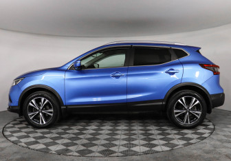 Подержанный автомобиль Nissan Qashqai 2019 года (8 фото)