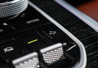 Подержанный автомобиль BMW X7 2021 года (31 фото)