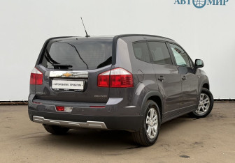 Подержанный автомобиль Chevrolet Orlando 2013 года (5 фото)