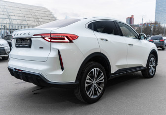 Новый Haval F7x 2025 (6 фото)