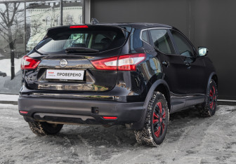 Подержанный автомобиль Nissan Qashqai 2018 года (4 фото)