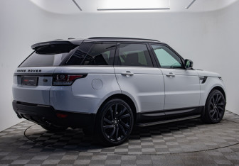 Подержанный автомобиль Land Rover Range Rover Sport 2014 года (5 фото)
