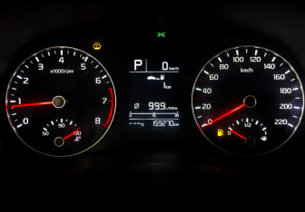 Подержанный автомобиль Kia Rio Hatchback 2021 года (13 фото)