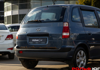 Подержанный автомобиль Hyundai Matrix 2006 года (15 фото)