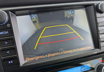 Подержанный автомобиль Toyota RAV4 2017 года (27 фото)