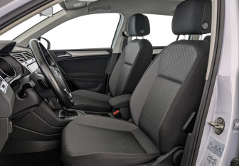 Подержанный автомобиль Volkswagen Tiguan 2020 года (20 фото)