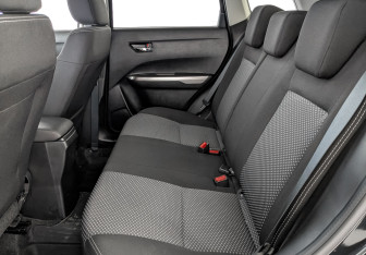 Подержанный автомобиль Suzuki Vitara 2021 года (18 фото)