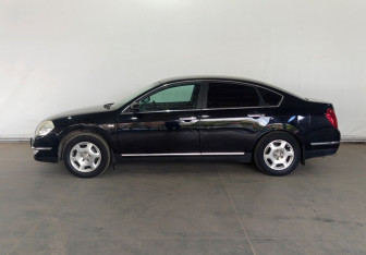 Подержанный автомобиль Nissan Teana 2006 года (8 фото)