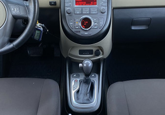 Подержанный автомобиль Kia Soul 2011 года (12 фото)