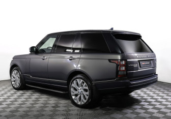 Подержанный автомобиль Land Rover Range Rover 2016 года (7 фото)