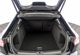 Новый FAW Bestune B70 2024 (8 фото)