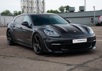 Подержанный автомобиль Porsche Panamera Wagon 2017 года (3 фото)