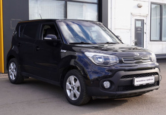 Подержанный автомобиль Kia Soul 2018 года (3 фото)