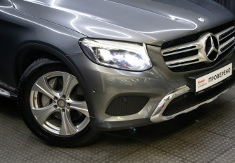 Подержанный автомобиль Mercedes-Benz GLC Coupe 2015 года (22 фото)