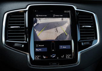 Подержанный автомобиль Volvo XC90 2016 года (23 фото)