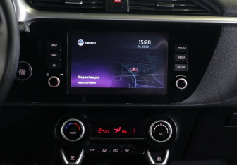 Подержанный автомобиль Kia Rio Sedan 2021 года (11 фото)