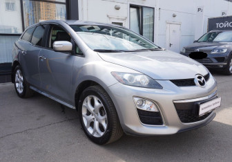 Подержанный автомобиль Mazda CX-7 2011 года (3 фото)