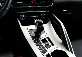 Подержанный автомобиль Geely Coolray 2021 года (12 фото)