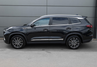 Подержанный автомобиль Chery Tiggo 8 Pro 2021 года (7 фото)